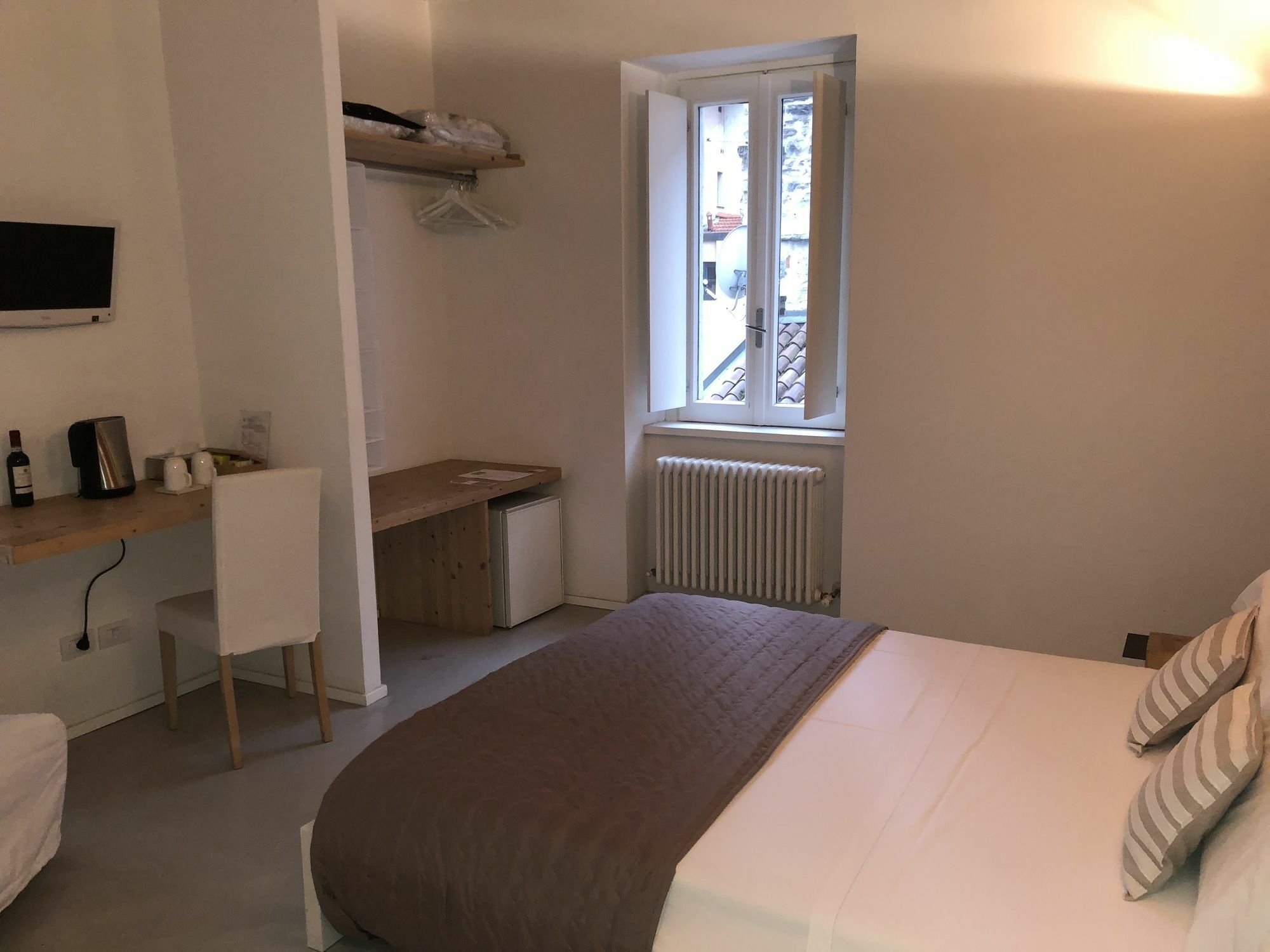Fontana Rooms Lake Como Buitenkant foto